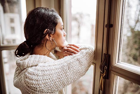 Going Through Pregnancy Alone: What to Do if Your Baby’s Father Has Left You